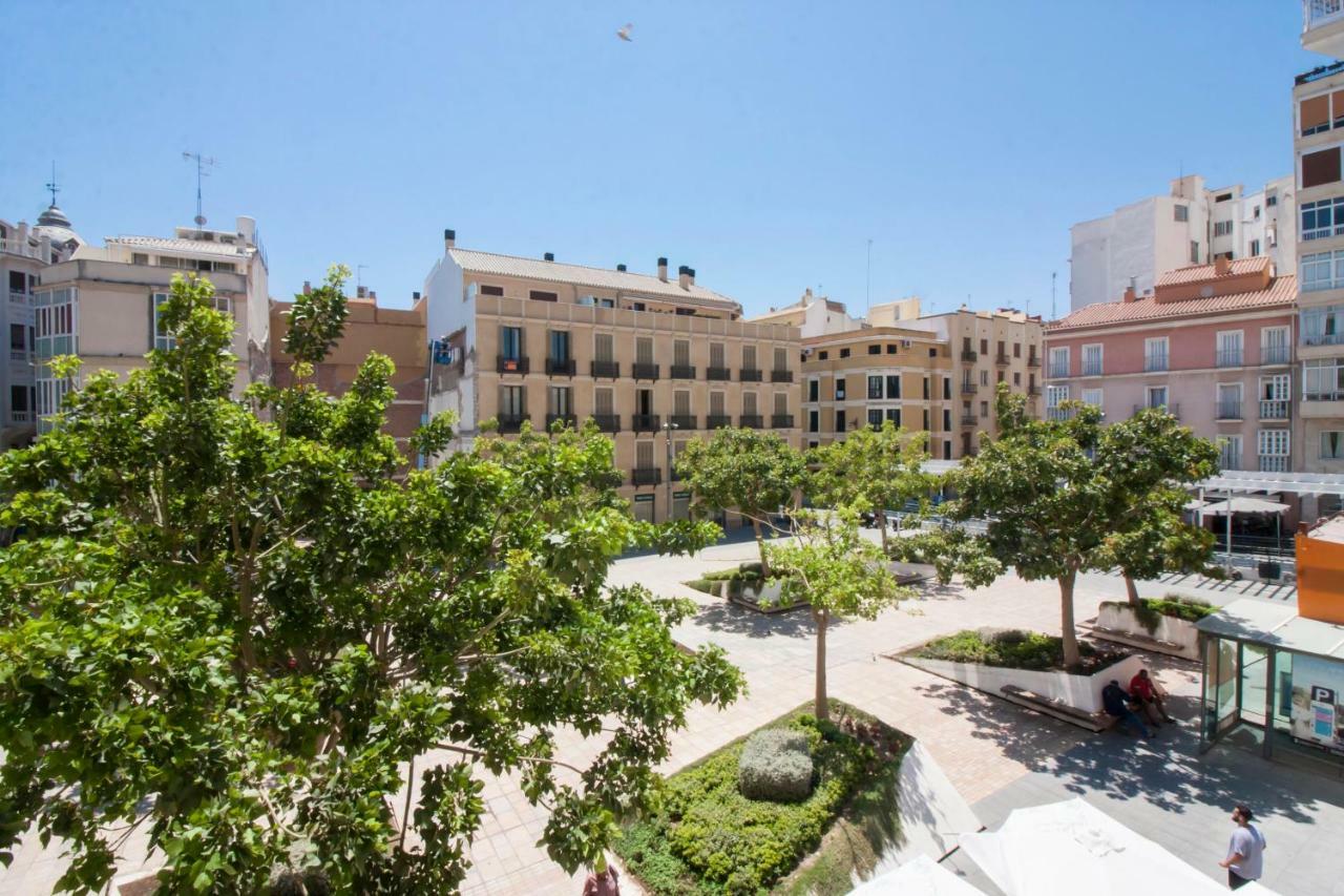 Camas Freshapartments By Bossh! Apartments Malaga Exterior photo